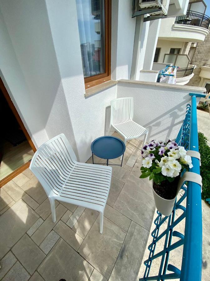 Apartments Rux De Luxe Бар Екстериор снимка