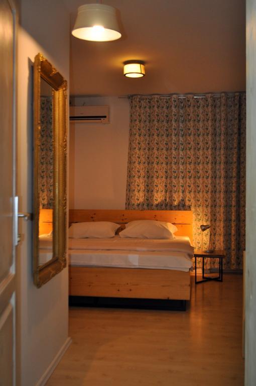Apartments Rux De Luxe Бар Екстериор снимка